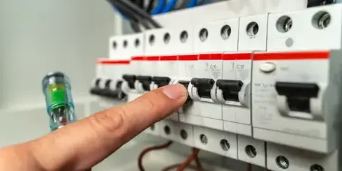 dépannage électrique à Moutiers-les-Mauxfaits - image 2