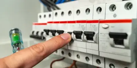électricien à Avrillé - image 3
